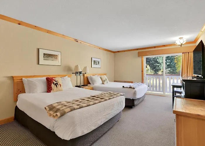 Selkirk Lodge